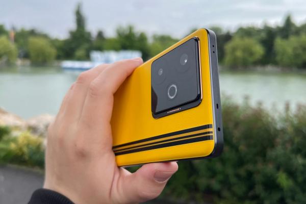 realme GT 7T: Camera livrează o experiență echilibrată de mid-range, fără macro și telephoto totuși