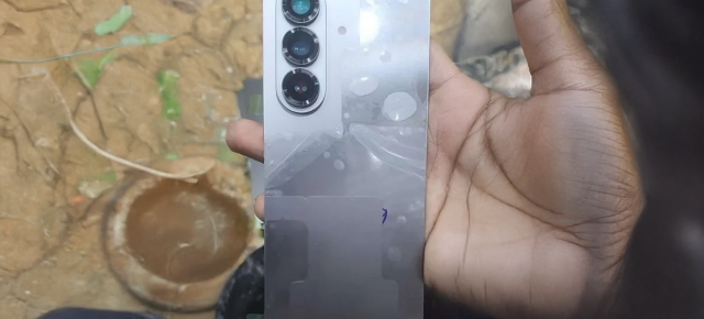 Samsung Galaxy Z Fold 7, prima imagine scăpată pe net; design mai subțire, cameră de 200MP și șasiu din titan