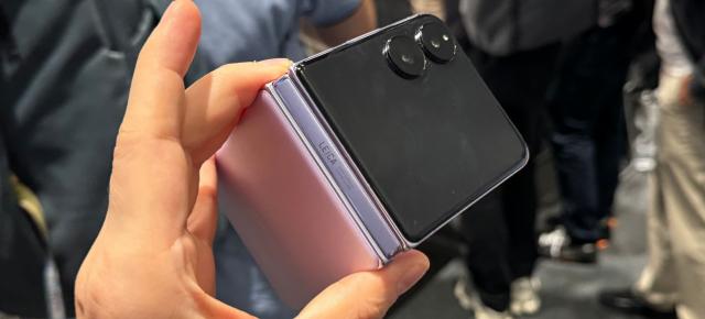 Xiaomi Mix Flip 2 vine mai devreme decât Galaxy Z Flip7; Pliabil subțire, puternic și cu încărcare wireless la 50W