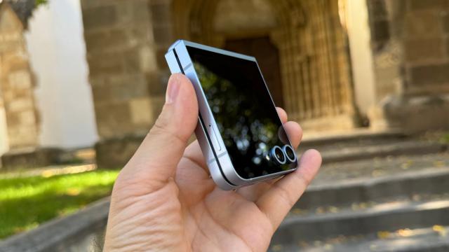 <b>Samsung Galaxy Z Flip7 va inaugura procesorul Exynos 2500 (10-core); Apare listat în GeekBench</b>Începem săptămâna cu o veste ceva mai bună pentru cei care și-au fixat ținta asupra lui Samsung Galaxy Z Flip7 FE, pliabilul mai accesibil pe care cel mai probabil îl vedem anunțat oficial în luna iulie alături de Flip7 și Fold7