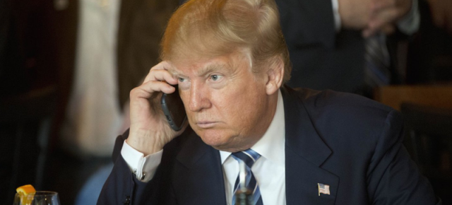 Rebel până la capăt: Donald Trump continuă să folosească un smartphone Android fără extra securitate