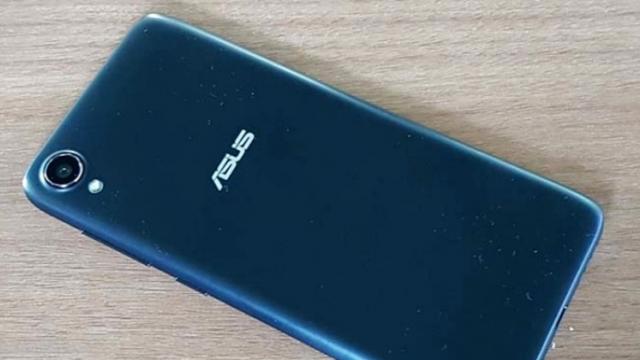 <b>ASUS ZenFone Live L1 este un nou telefon Android Go, cu dotări entry level</b>Și taiwanezii de la ASUS aduc pe piață un smartphone Android Go, fiind vorba despre un terminal numit ZenFone Live L1. Adoptarea acestei platforme devăluie din start faptul că avem de-a face cu dotări low-end la pachet, asta pentru că