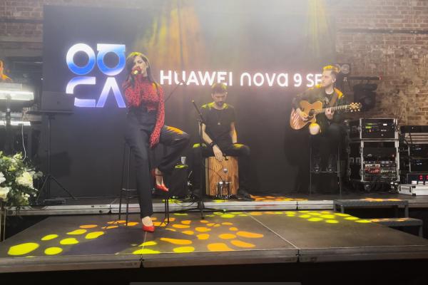 HUAWEI Nova 9 SE debutează oficial în România în cadrul unui show cu muzică live, alături de noul ceas Watch GT Runner și laptop-ul MateBook D15