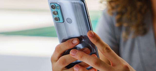 Motorola Moto G62 ar debuta curând! Ar aduce o cameră principală de 50 MP și o baterie masivă, de 6.000 mAh