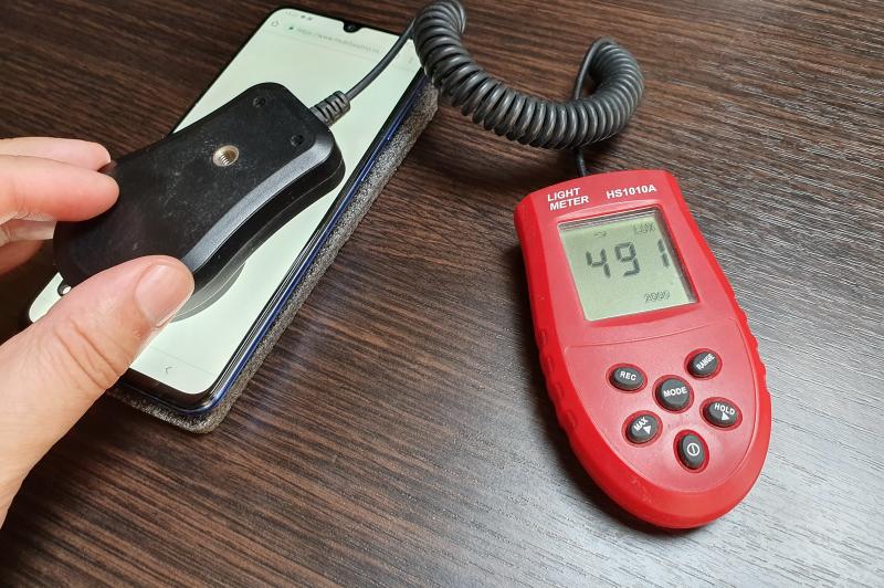 Luminozitate display Samsung Galaxy A70 și ecran văzut la microscop: Samsung-Galaxy-A70_033.jpg