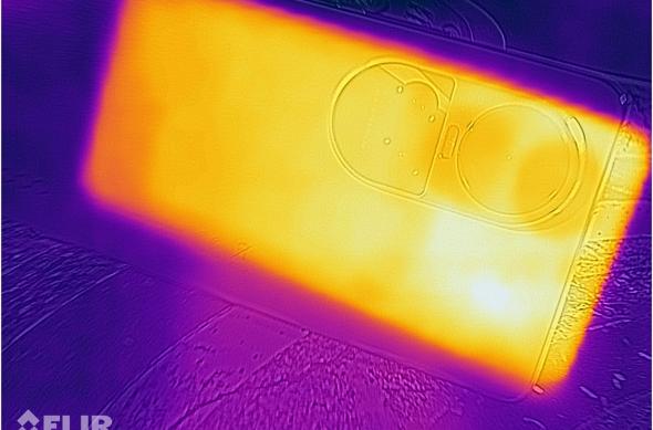 Stress Test OPPO Reno 10 5G (Temperatură): flir_20230826T105331.jpg