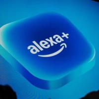 Amazon transformă Alexa+ într-un creator de podcasturi AI, capabil să vorbească despre aproape orice subiect; Cum funcționează?