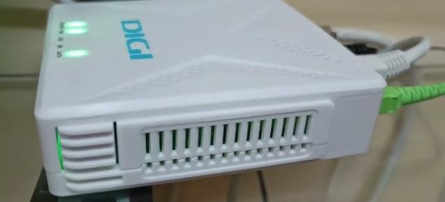 Internetul fix din mii de localități intră într-o nouă etapă - DIGI România trebuie să ofere acces concurenței