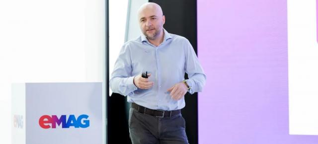 eMAG accelerează investițiile în AI și logistică; Platforma a trecut de un miliard de vizite în 2025, iar asistentul iZi și Marketplace-ul devin priorități în 2026