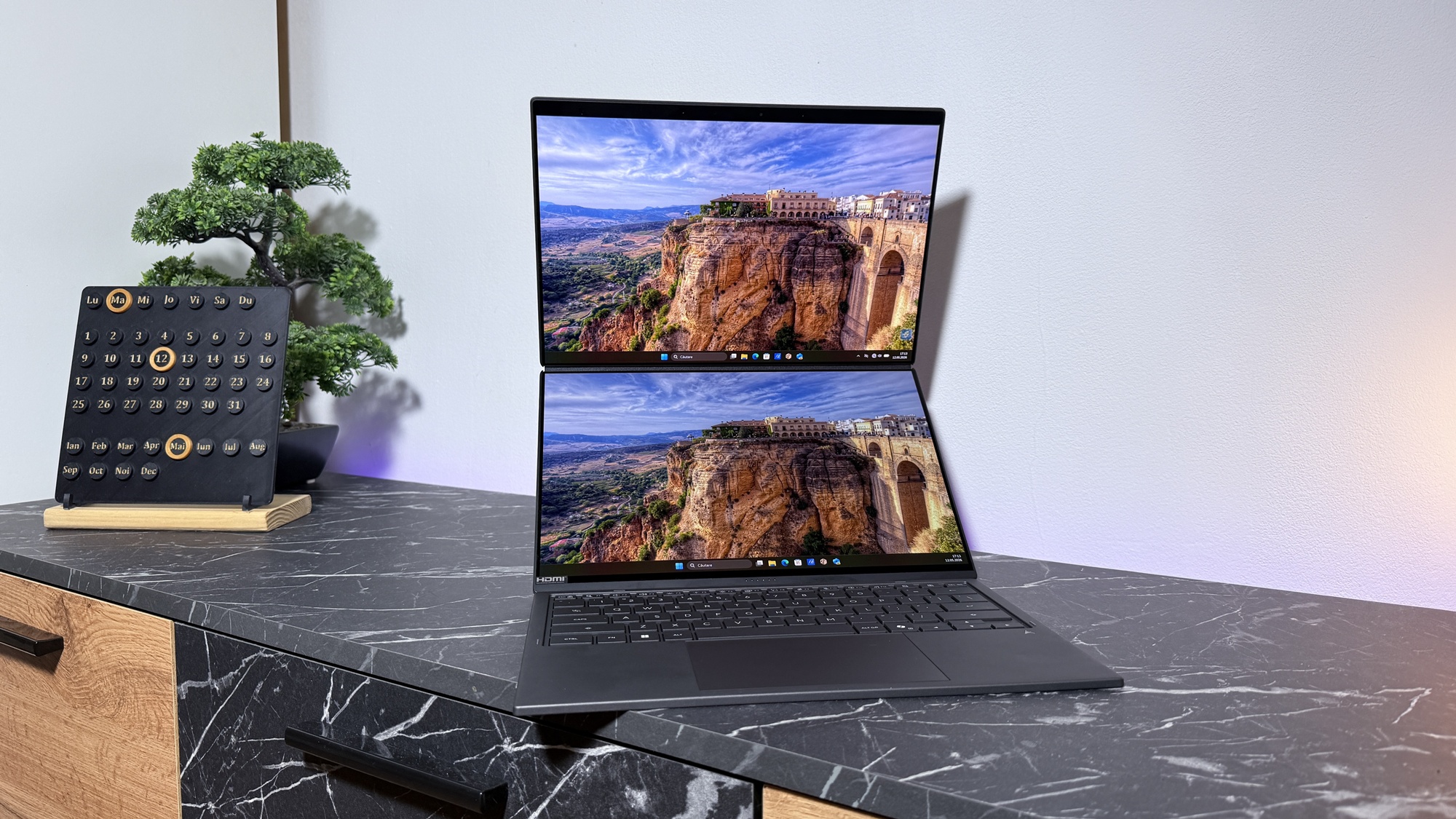 ASUS ZenBook Duo (UX8407) - Galerie foto Mobilissimo.ro (galerie)