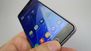 Samsung Galaxy A5 (2016): Display excelent, cu un contrast foarte bun
