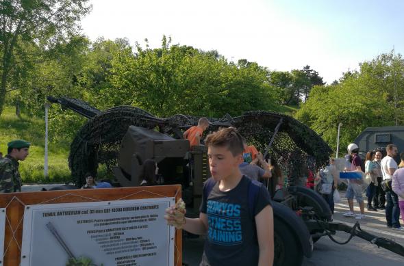 Dynamic range (Samsung Galaxy S7 vs Huawei P9 vs Xiaomi Mi 5): Huawei P9