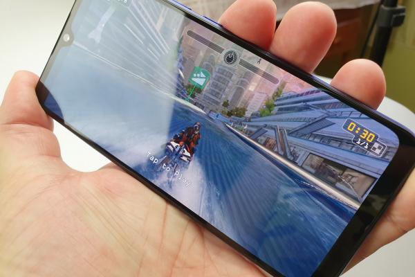 Xiaomi Mi A3: Acustică bunicică la muzică, prinde top 10 și la puterea volumului