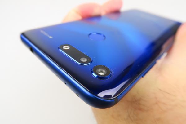 Honor View 20: Camera cu cea mai bună filmare de la Huawei înainte de apariția lui Mate 30