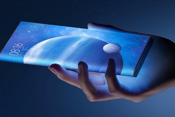 Xiaomi Mi Mix Alpha este telefonul viitorului pe care îl poți avea pentru 2.500 euro! Are cameră de 108 mpx și ecran de jur-împrejur 