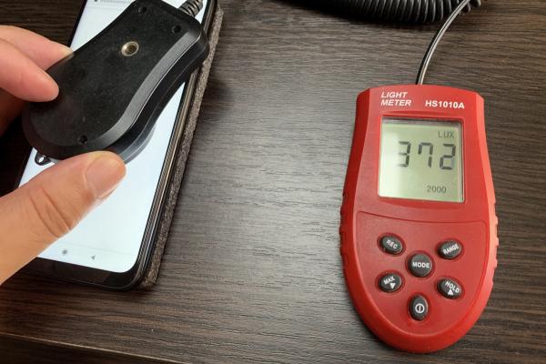 Luminozitate display Xiaomi Redmi Note 7 și ecran văzut la microscop