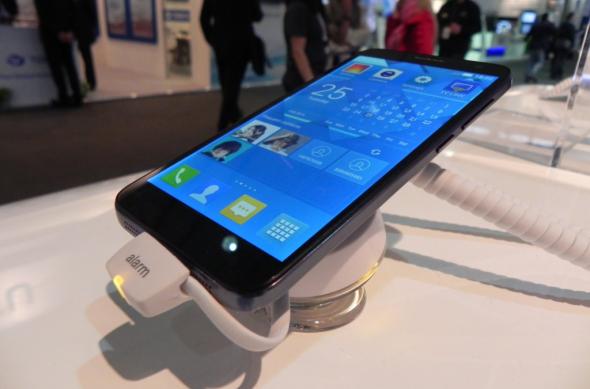 Alcatel One Touch Idol 2 S hands on preview: un midrange foarte subțire cu funcții foto interesante (Retro MWC 2014 - Video): dscn4891jpg.jpg