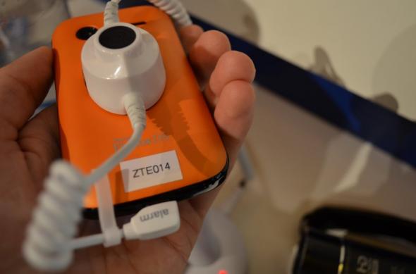 MWC 2013: Firefox OS Într-un hands on preview pe telefonul ZTE Open (Video): firefox_os_13jpg.jpg