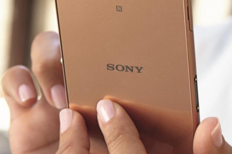 Cu doar câteva ore Înainte de anunțul oficial, Sony nu mai are nimic de dezvăluit; Iată-l pe Xperia Z3 Copper În toată splendoarea sa!: xperia_z3_copper_crop_640x779.jpg