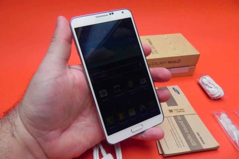 Samsung Galaxy Note 3 unboxing: scoatem din cutie un candidat foarte solid la phabletul anului 2013 (Video): samsung_galaxy_note_3_review_mobilissimo_ro_45jpg.jpg