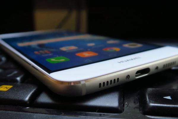 Huawei Nova Plus: Hardware la bătaie cu ZenFone 3, cu un mic tempo sub flagship-uri