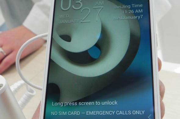 MWC 2014: ZTE Grand Memo II LTE hands on preview - phablet ultrasubtire cu ecran de 6 inch: dscn4585jpg.jpg