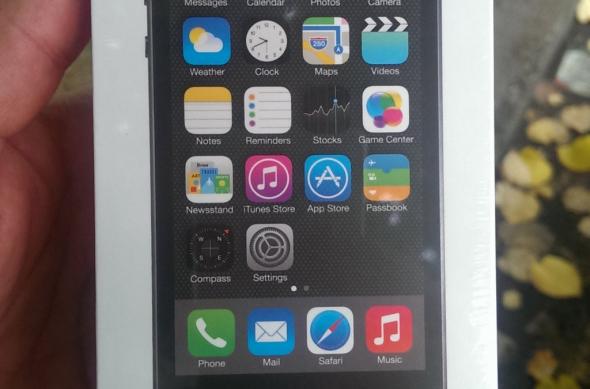 iPhone 5S la Mobilissimo.ro! Urmează luni unboxing și peste o săptămână review!: iphone_5s_mobilissimo_ro_10.jpg