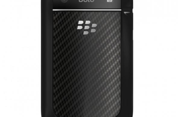 BlackBerry Bold 9900/9930 confirmat oficial; specificațiile se potrivesc cu cele postate pe web!: 9900bold_blk_back.jpg