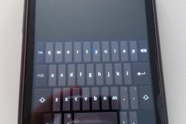 Android 3.0 Honeycomb rulează pe HTC Desire. Iată dovada!