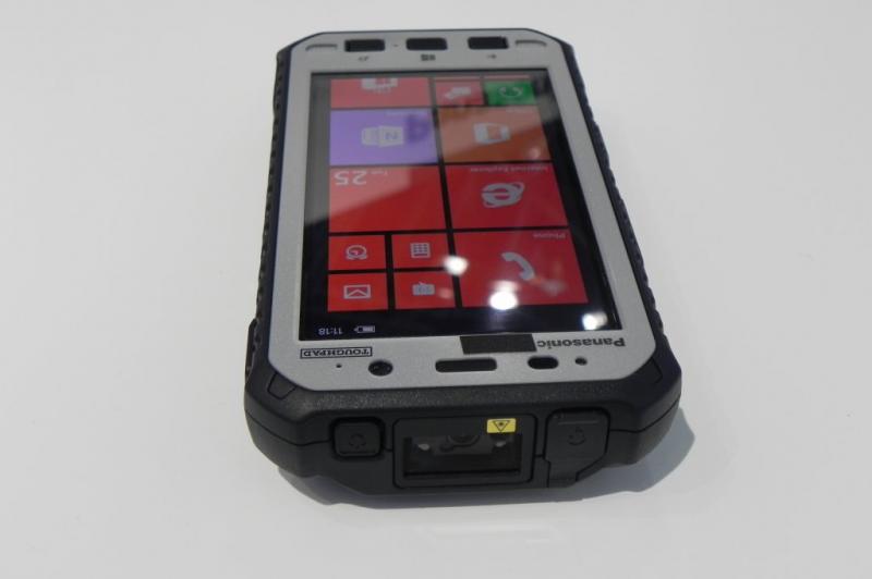 MWC 2014: Panasonic ToughPad 5 hands on preview - telefonul ultrarezistent prin definiție (Video): dscn4975jpg.jpg