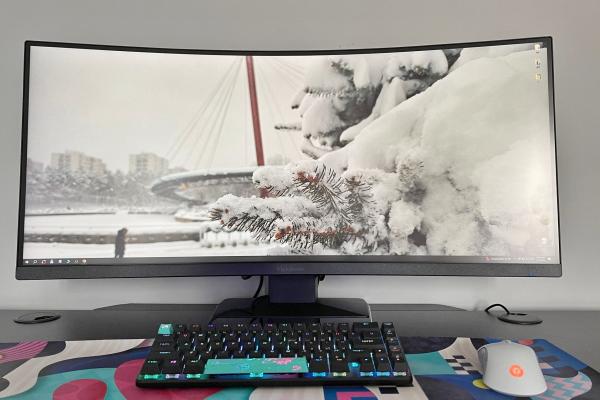 ViewSonic VG3419C Review: Monitorul de productivitate next-level, curbat și cu diagonală uriașă de 34 de inch