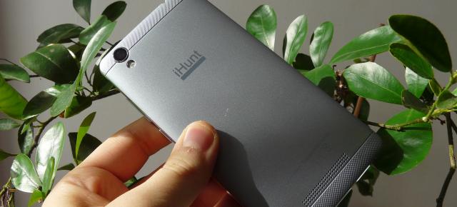 Concurs iHunt Freedom: iată regulile pentru a câştiga handsetul cu design industrial deosebit