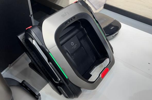 Eufy Mars Walker, Omni 2 - IFA 2025: Eufy_004.jpg