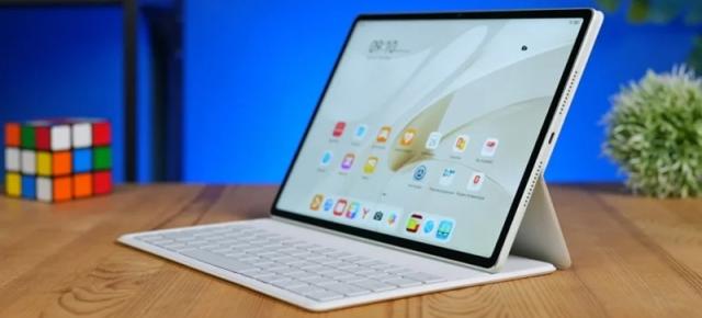 RESIGILATUL ZILEI #107: Huawei MatePad 12 X PaperMatte, cu tastatură inclusă – perfectă pentru școală, facultate și productivitate oriunde