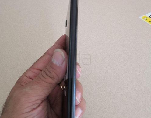 Leak fotografii Google Pixel 3 XL: Leak-Google-Pixel-3XL_003.jpg