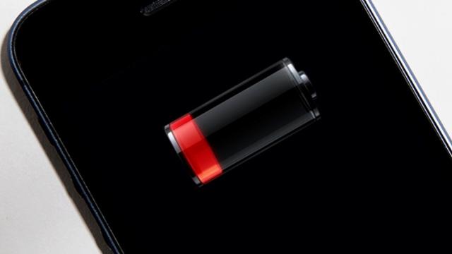 <b>Unele iPhone-uri sunt afectate de un bug apărut în iOS 11.4 ce scade autonomia considerabil</b>Finalul acestei săptămâni ne aduce și o veste destul de rea pentru posesorii de iPhone ce au făcut update-ul la iOS 11.4, fiind vorba despre un bug care scade serios autonomia telefonului. Vorbim chiar în aceste momente pe grupul 