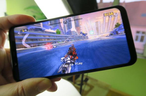 Putere volum Nokia 8.1: Nokia-8-1_118.JPG