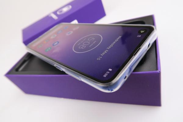 Motorola One Vision - Unboxing