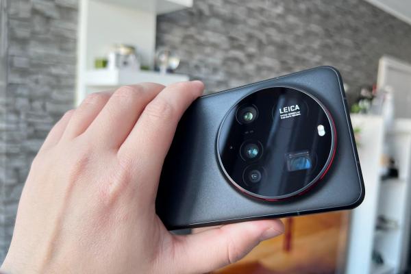 Xiaomi 15 Ultra review detaliat în limba română (Evaluare Mobilissimo)