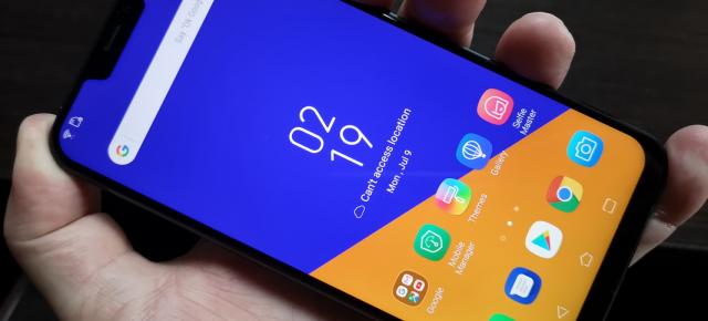 ASUS ZenFone 5z: Display luminos, cu breton care se poate în sfârşit ascunde