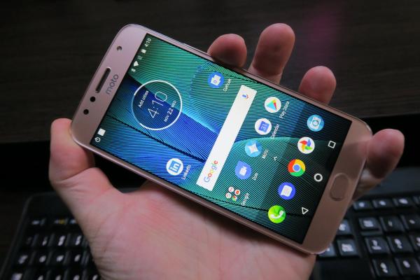 Motorola Moto G5S Plus - Fotografii Hands-On