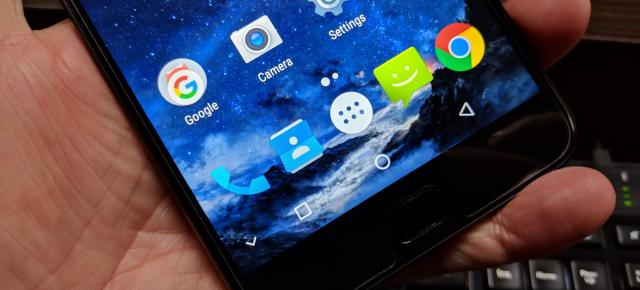 UHANS Max 2: OS, UI, aplicaţii - Android 7.0 Nougat stock, curat, fără probleme