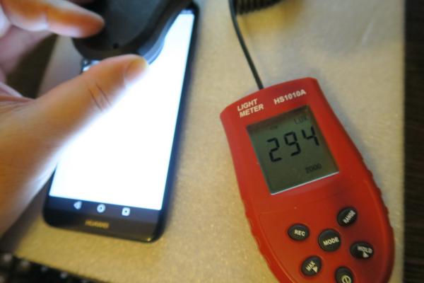 Luminozitate ecran Huawei Mate 10 Lite