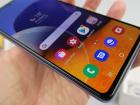 Samsung Galaxy A72 4G: Display de calitate Super AMOLED, plăcut la filme şi jocuri