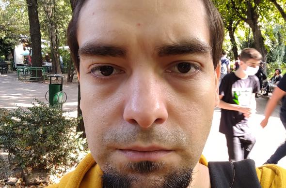 Motorola RAZR 5G - Mostre Foto (selfie): IMG_20200919_160346277.jpg