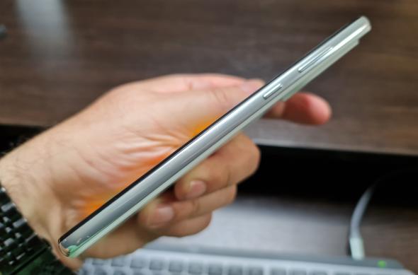 Samsung Galaxy A52 5G - Galerie foto Mobilissimo.ro: Samsung-Galaxy-A52-5G_011.jpg