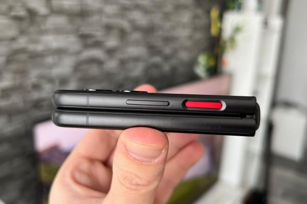 Nubia Flip 2: Conectivitate 5G, dar mai ales Wi-Fi 6 de vârf