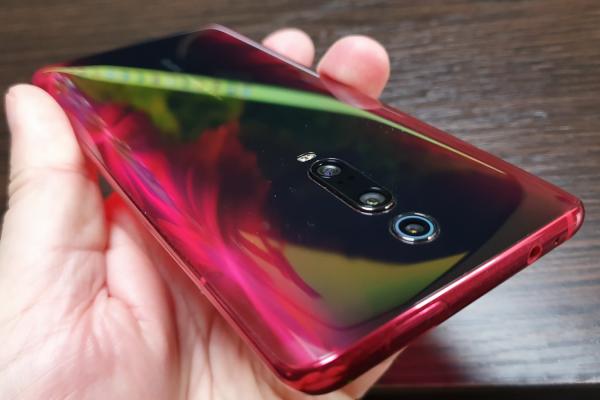 Fotografii hands-on cu Xiaomi Redmi K20 Pro Premium