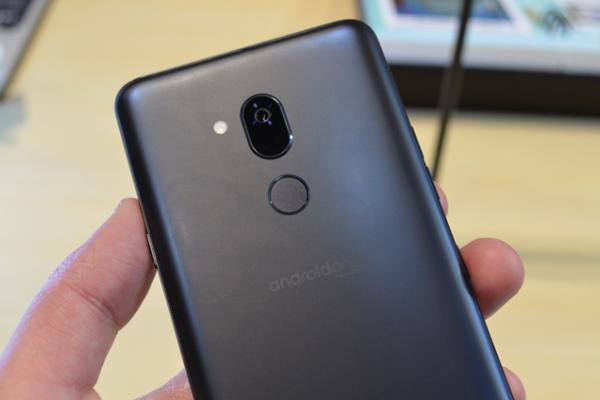 LG G7 One face trecerea la Android 10, oferind și îmbunătățiri pentru captura foto