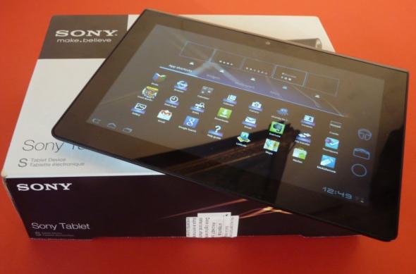 Sony Tablet S unboxing - scoatem din cutie interesanta tableta Sony cu Honeycomb (Video): p1240688jpg.jpg